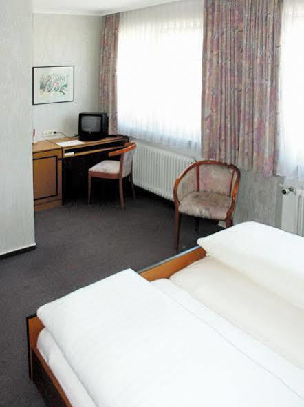 Zum Rebhang Bed & Breakfast Oestrich-Winkel Esterno foto